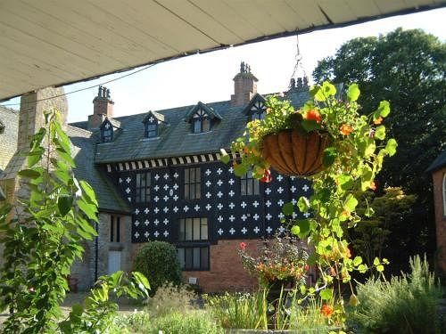 Samlesbury Hall Hotel Preston  Exterior photo